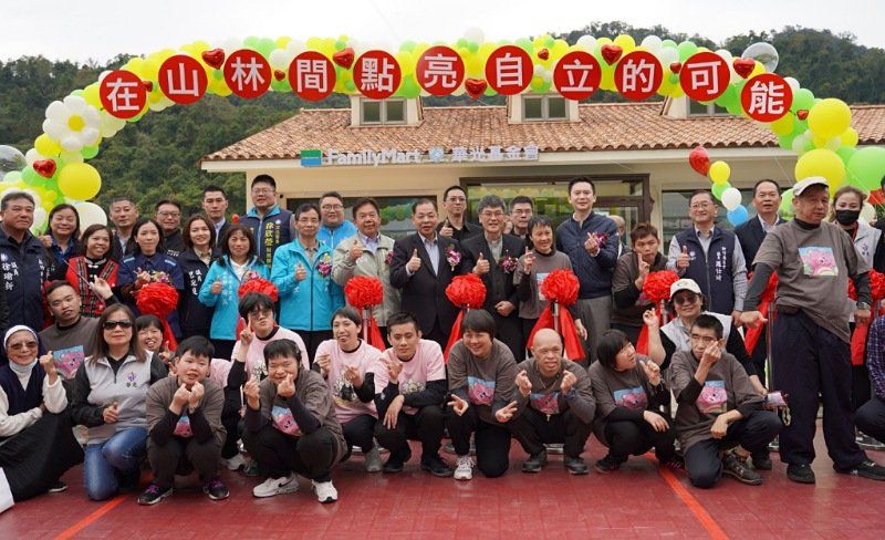 磊質庇護工坊全家華光店正式啟用　打造共融就業新據點