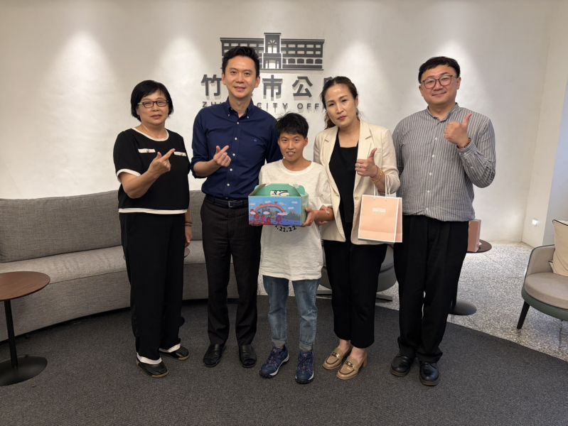 感謝竹北市長鄭朝方支持　攜手推廣端午公益禮盒